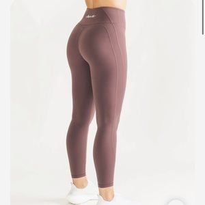 Alphalete Pulse Surge Leggings